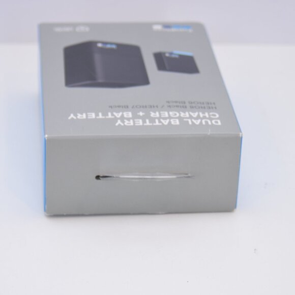 NIB GoPro Dual Battery Charger + 1 Battery Hero 8/7/6 Black - Picture 5 of 11